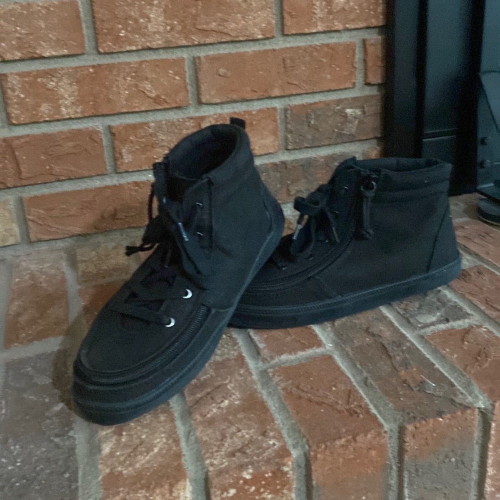 Youth Billy Full Zip Shoes size 5y